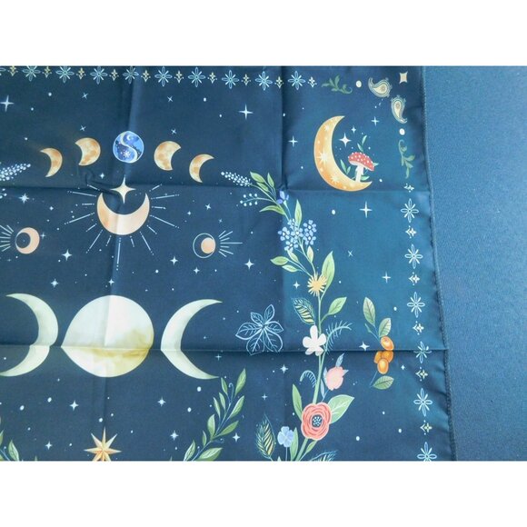 Celestial Moon Phase Altar Cloth 19" Square for Tarot Divination Starry Night De - Picture 6 of 9